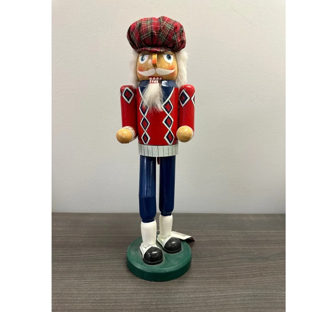 Holiday Magic Ashley Cooper Golfer Nutcracker Red‎ Argyle Plaid Hat 15 inch NWT